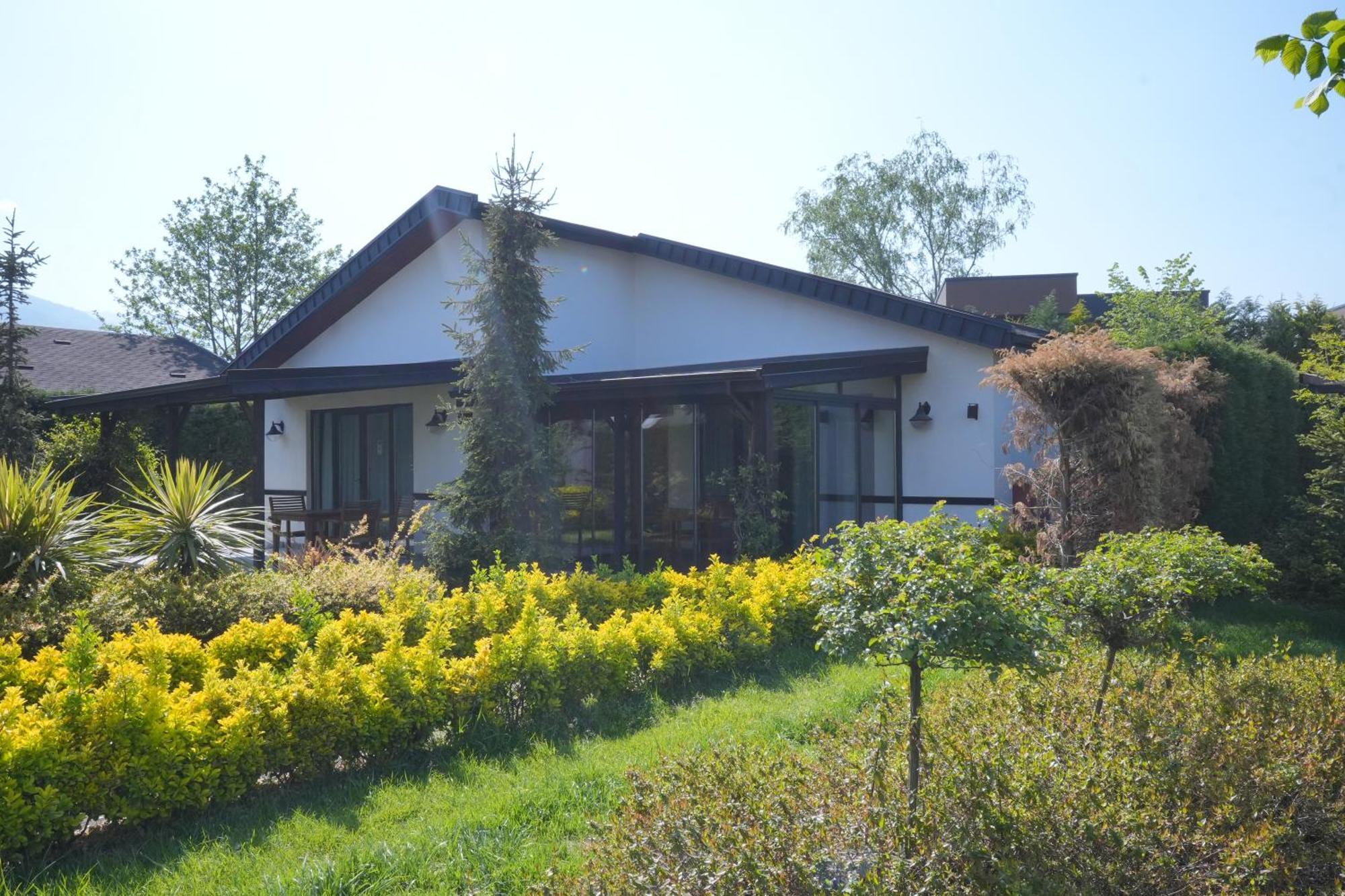 Sapanca Cayir Cimen Otel Екстериор снимка