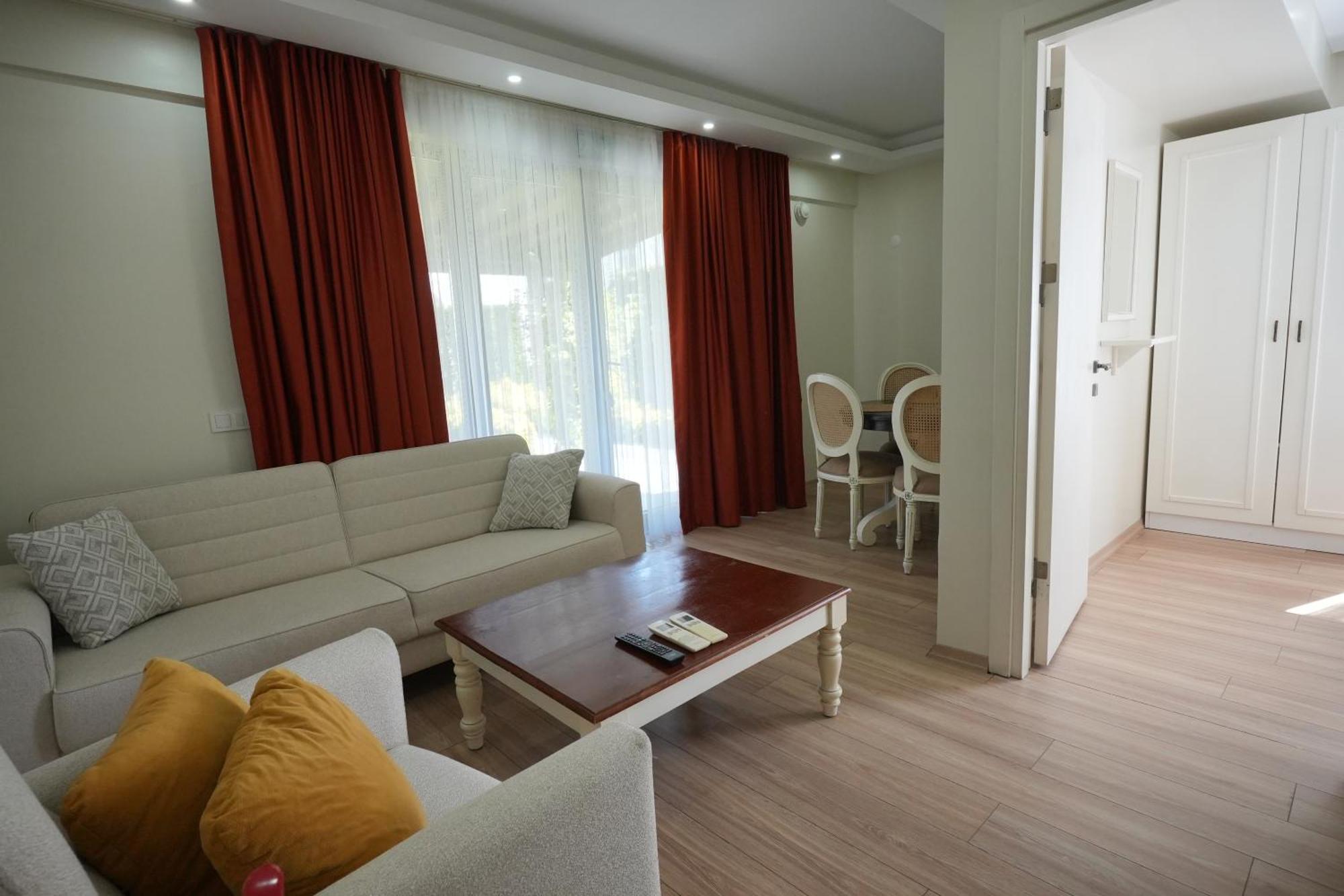 Sapanca Cayir Cimen Otel Екстериор снимка