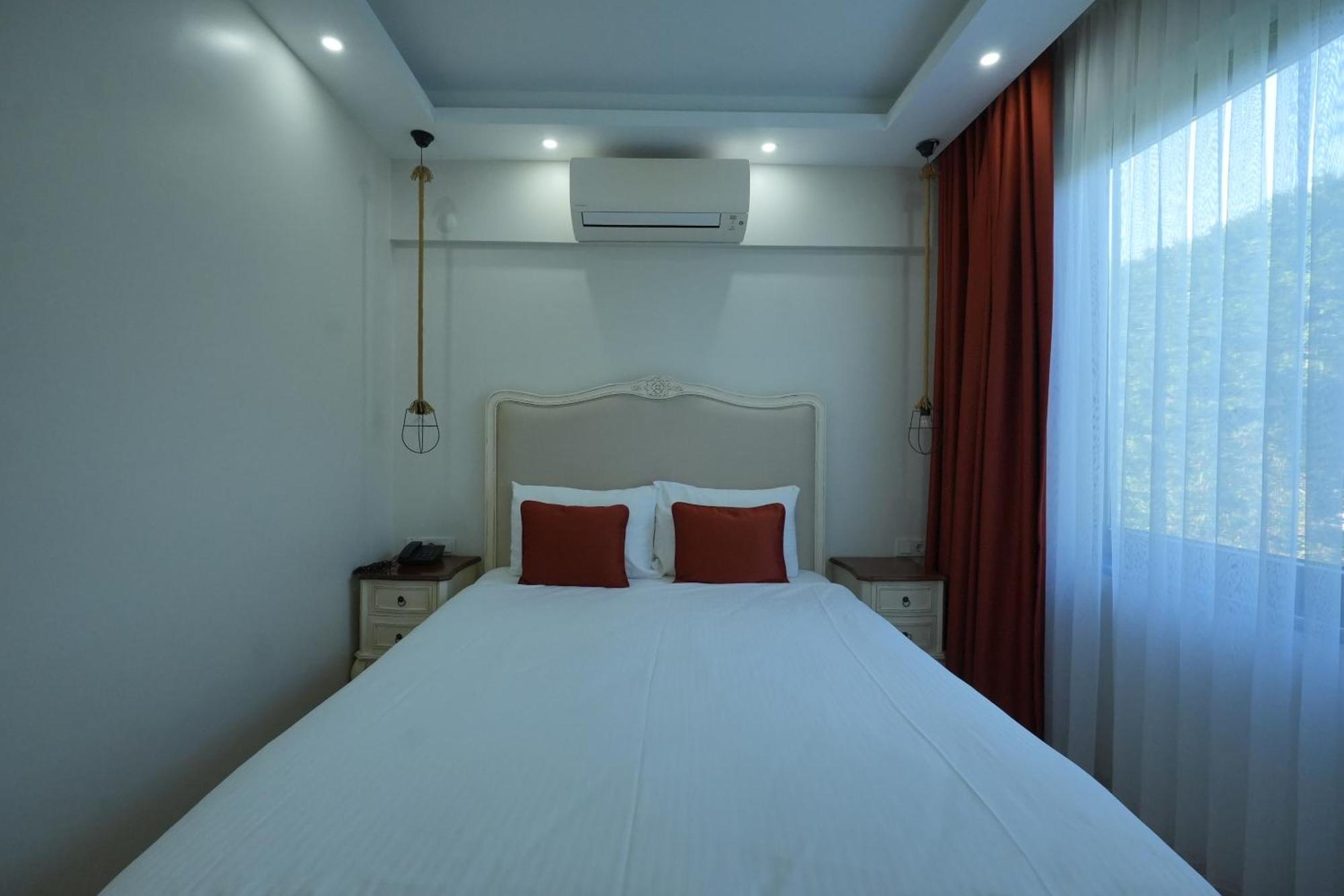 Sapanca Cayir Cimen Otel Екстериор снимка