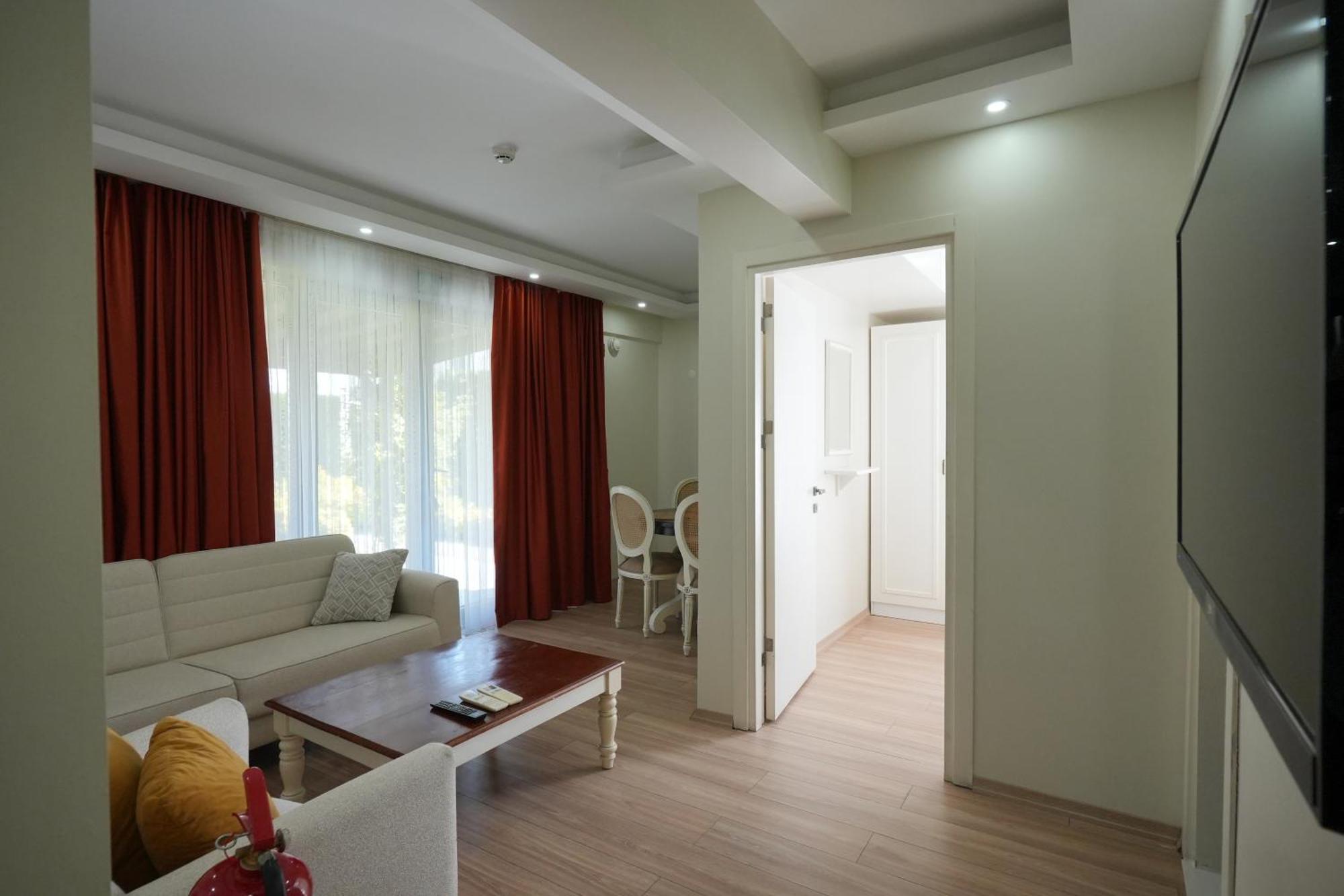 Sapanca Cayir Cimen Otel Екстериор снимка