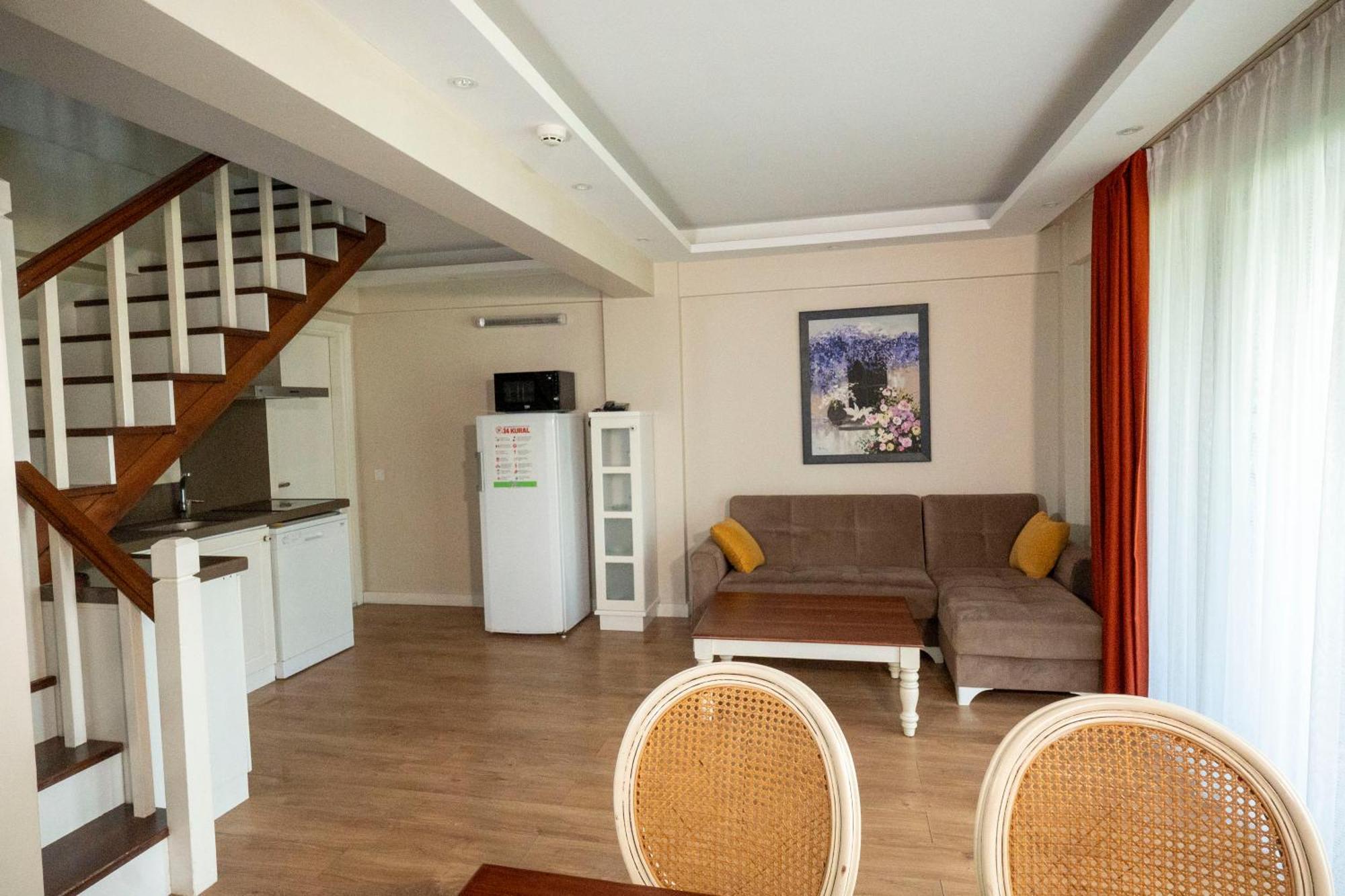 Sapanca Cayir Cimen Otel Екстериор снимка