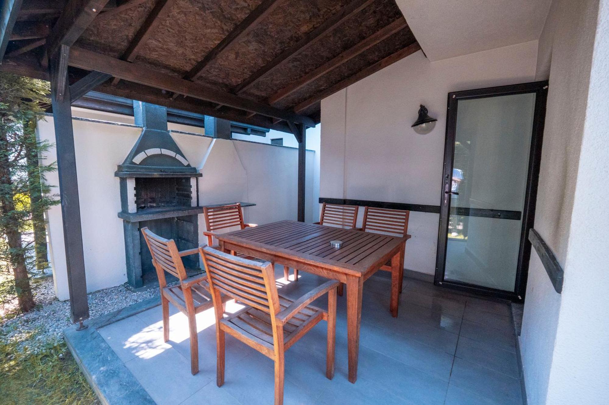 Sapanca Cayir Cimen Otel Екстериор снимка